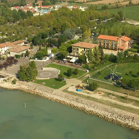 Campanello Hotel
