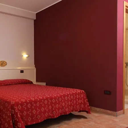 Campanello 3* 카스텔누보델가다