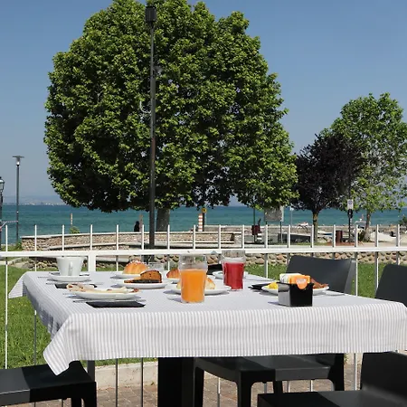 Campanello Hotel
